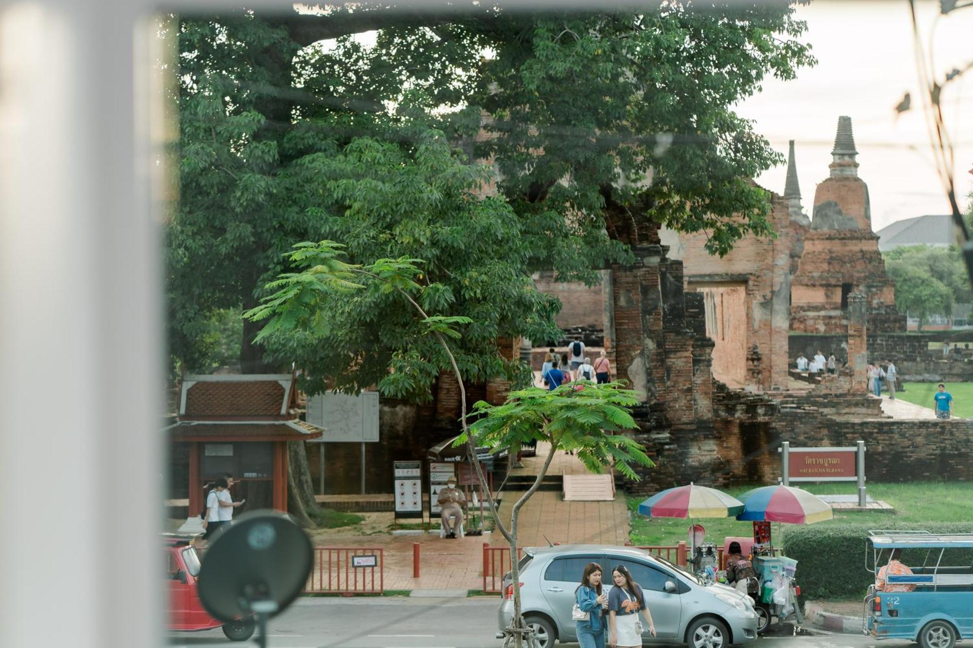 Yimwhan House 01, Wat Ratchaburana Ayutthaya Extérieur photo